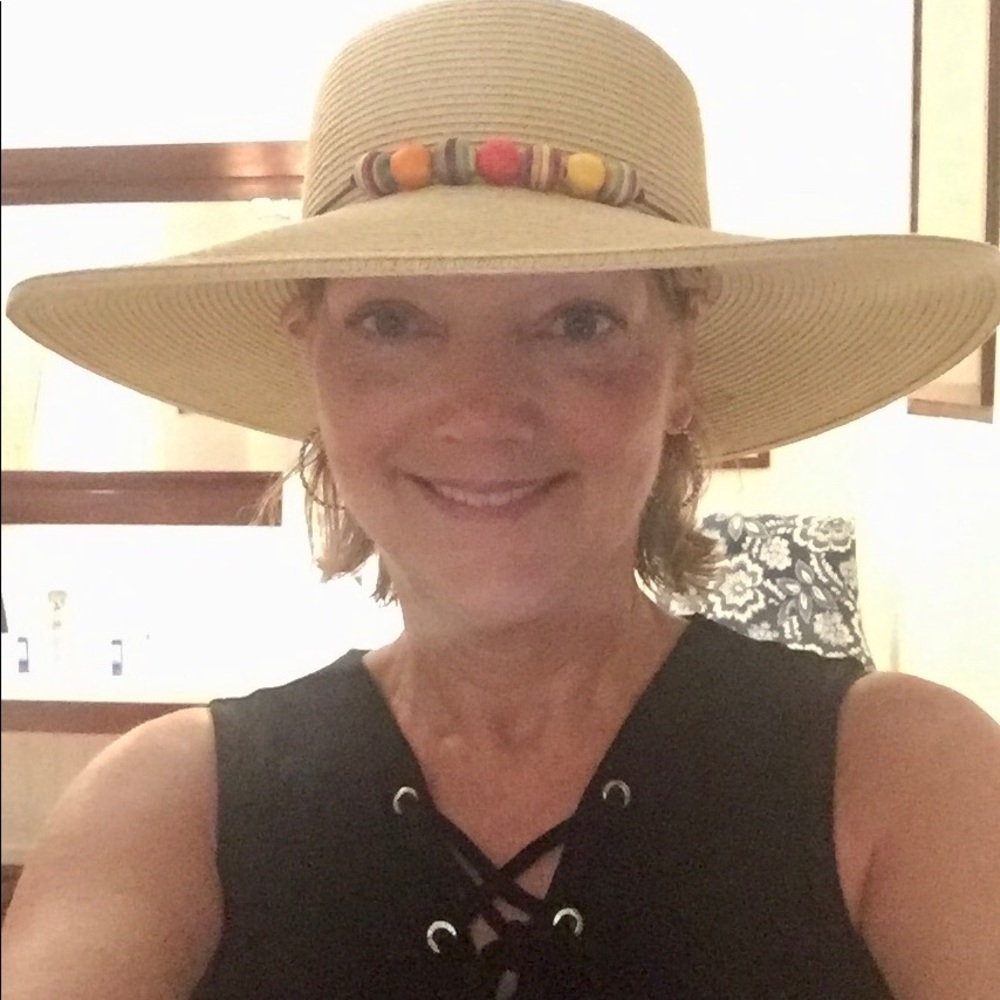 Meet your Posher, Sharon
